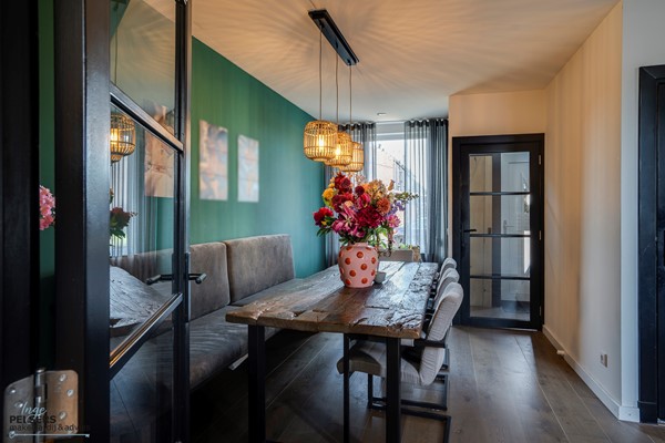 Medium property photo - Prinses Margrietlaan 4, 5953 CA Reuver